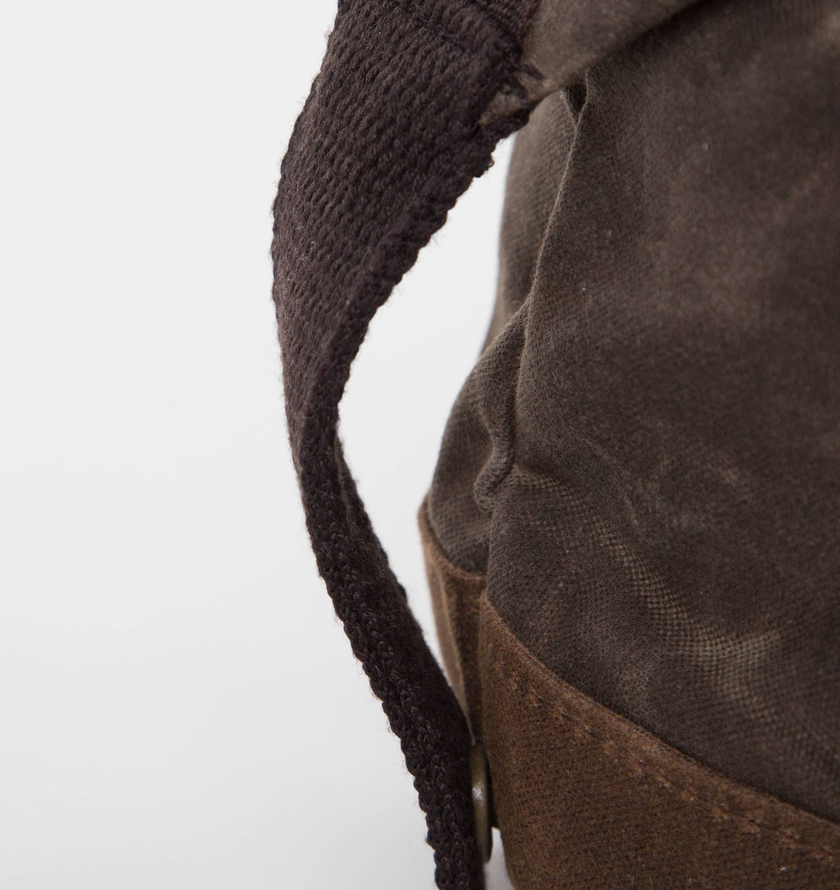 Waxed Dopp Kit: Olive