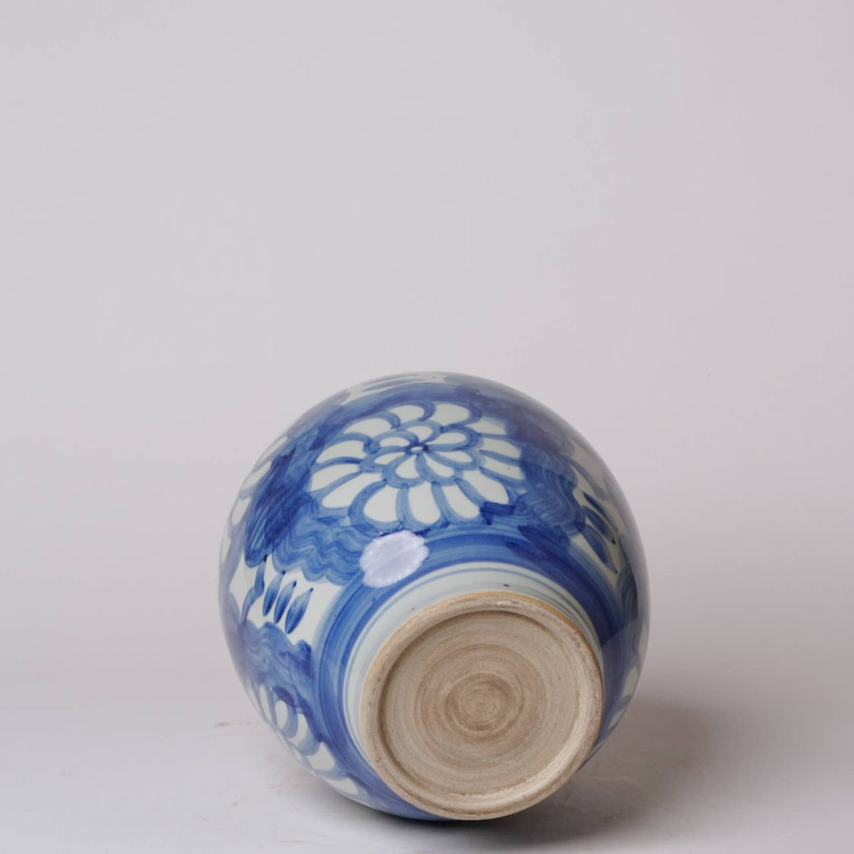 Hand Painted Floral Blue and White Porcelain Globe Vase