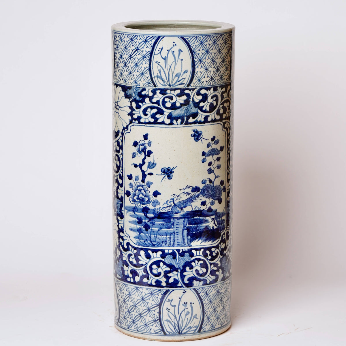 Cartouche Porcelain Umbrella Stand