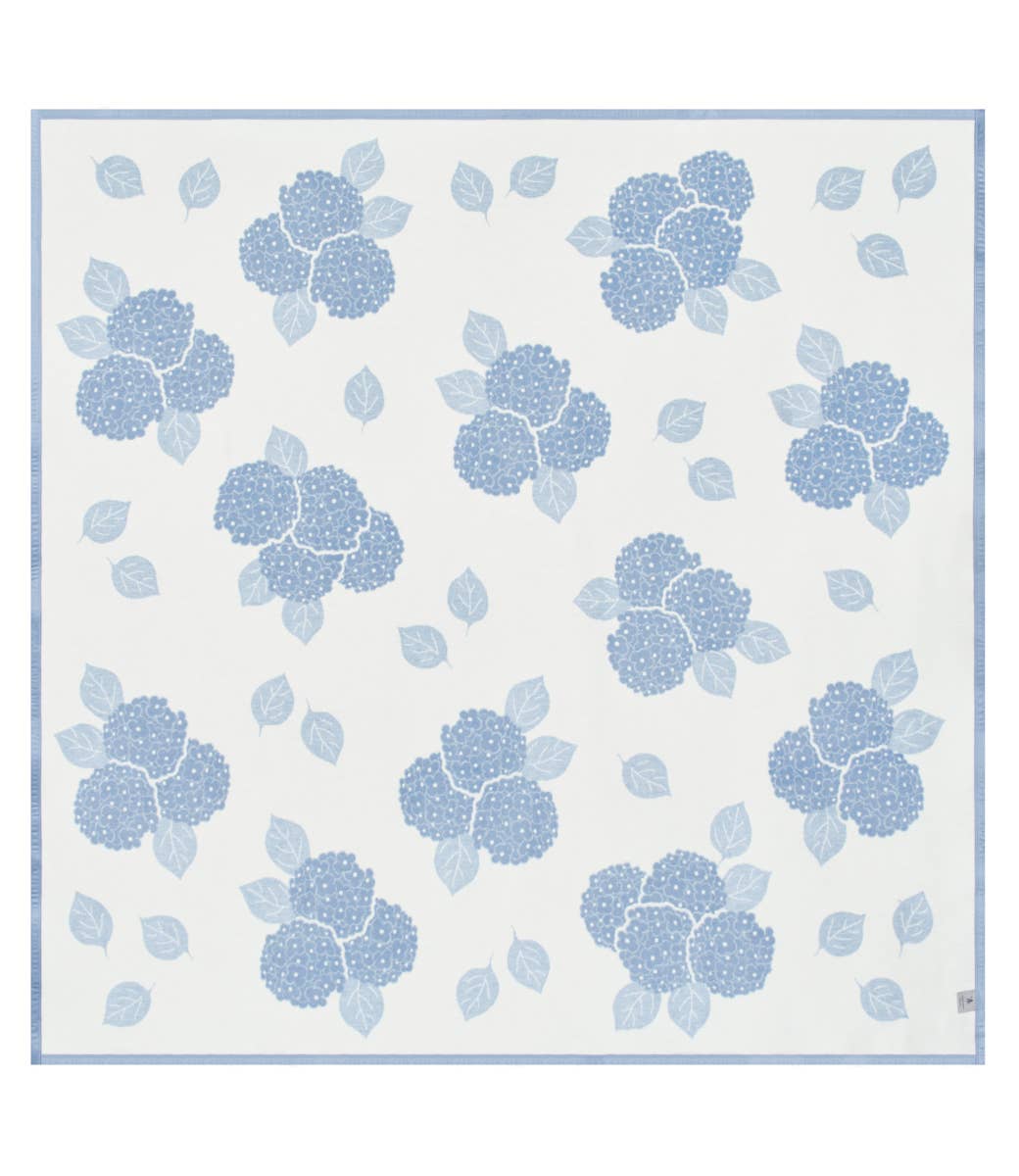 Hydrangeas Bluebell Blanket: Original