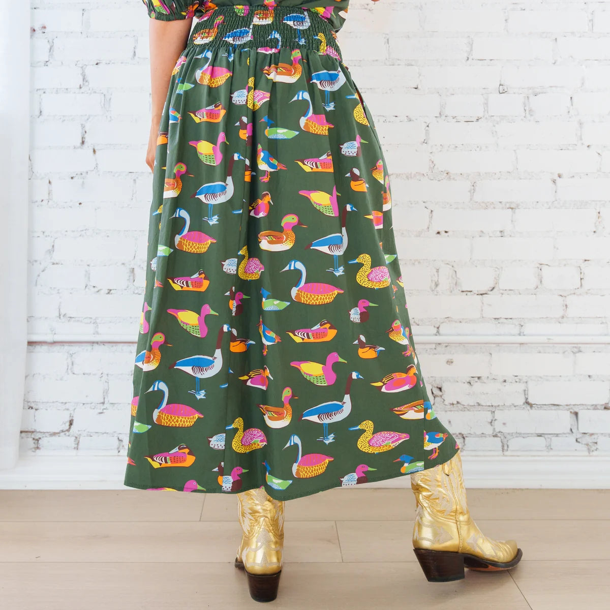 Caryn Lawn Olive Duck Sutton Skirt