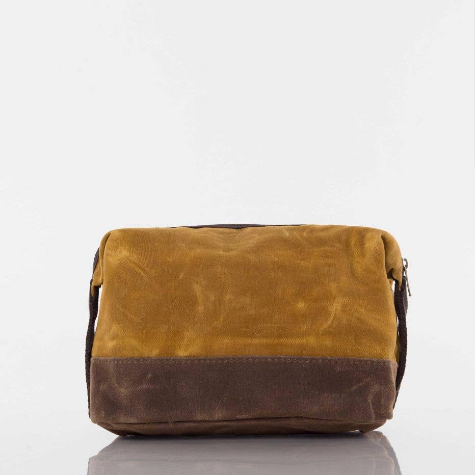Waxed Dopp Kit: Olive