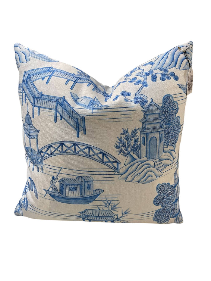 Chinoiserie Dreaming 20”x20” Down Pillow