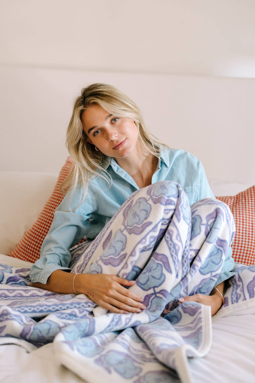 CHAPPY WRAP Violets Blanket