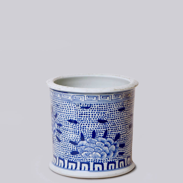 Blue and White Porcelain Peony Rolled Rim Cachepot