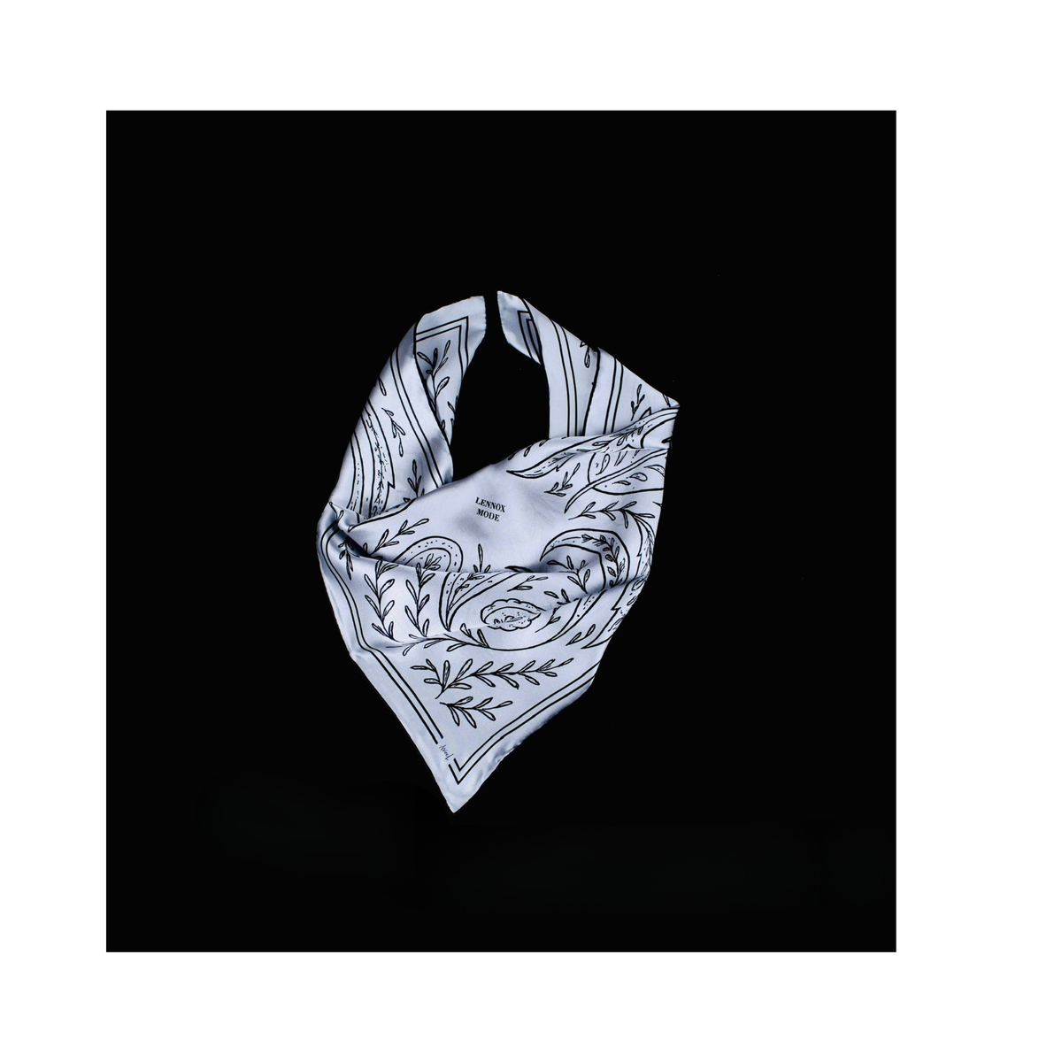 Lennox Mode Paisley Reverie 
