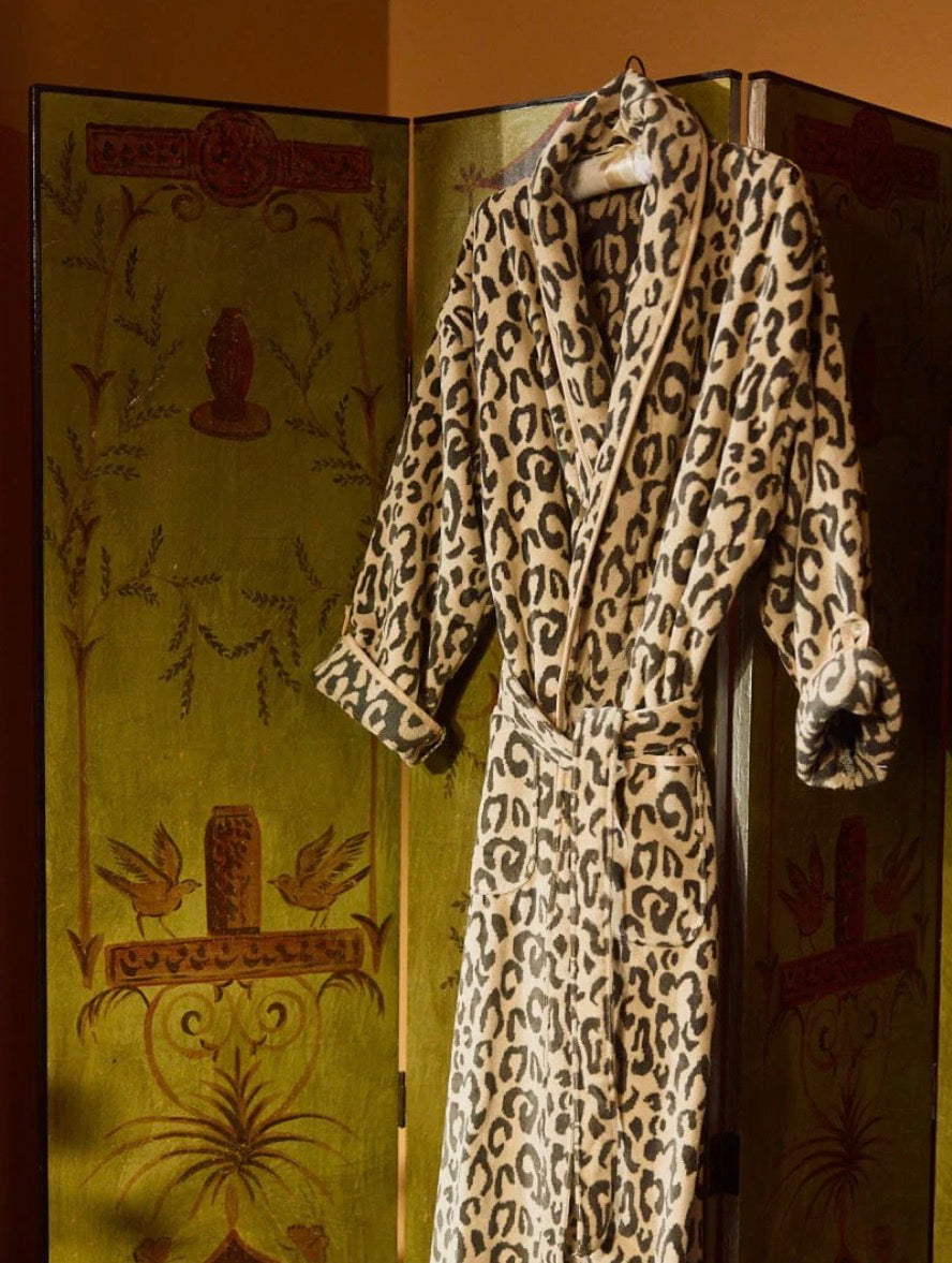Weezie Women’s Leopard Long Plush Robe