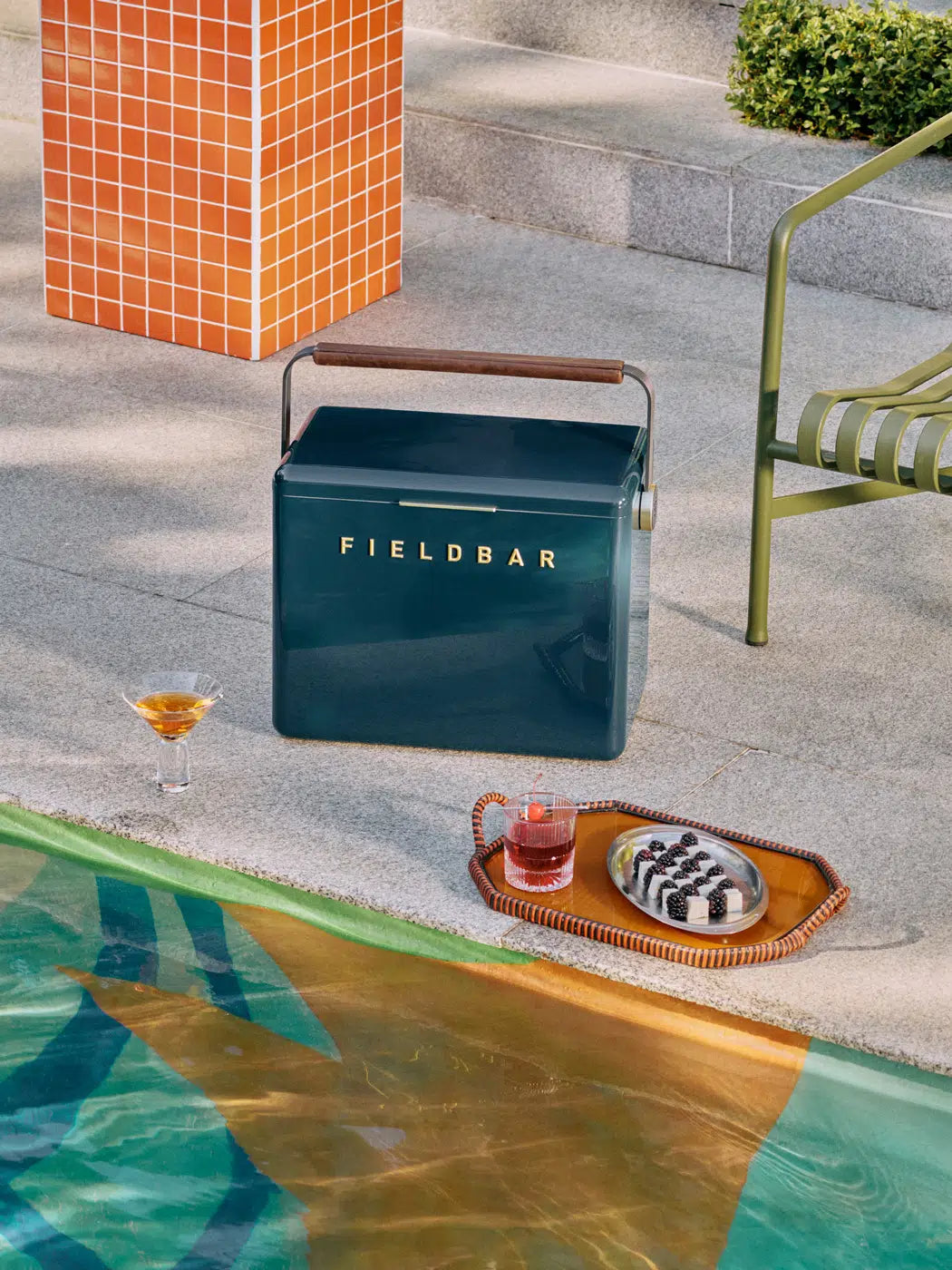 Gin Trunk: Sea Boat Blue
