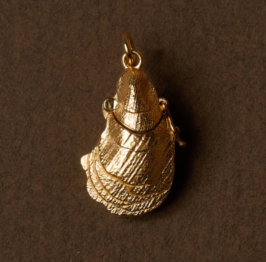 HART Oyster Vesta Case Necklace- 18” Mini Belcher