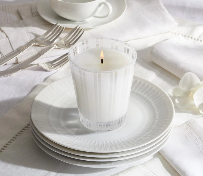 Linen Classic Candle
