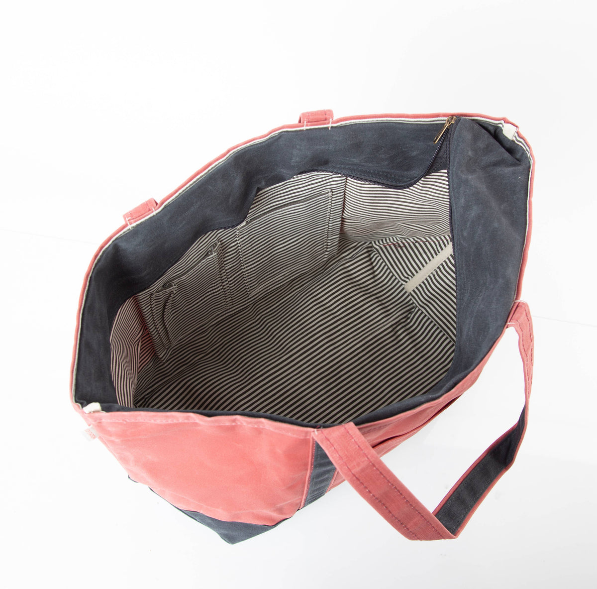Waxed Large Classic Tote: Slate