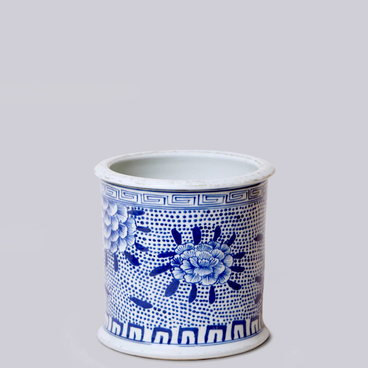 Blue and White Porcelain Peony Rolled Rim Cachepot