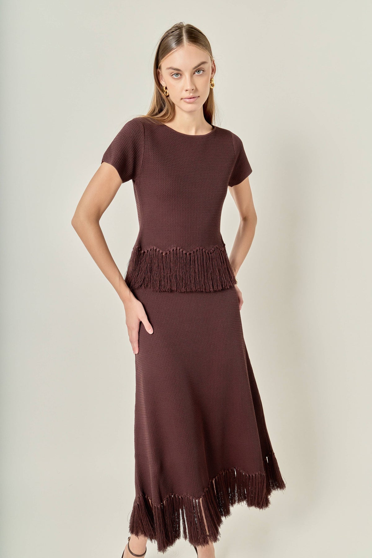 Fringe Hem Knit Top: CHOCOLATE BROWN