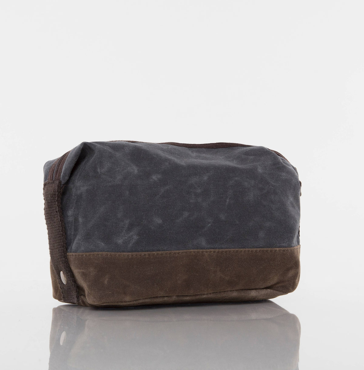 Waxed Dopp Kit: Olive