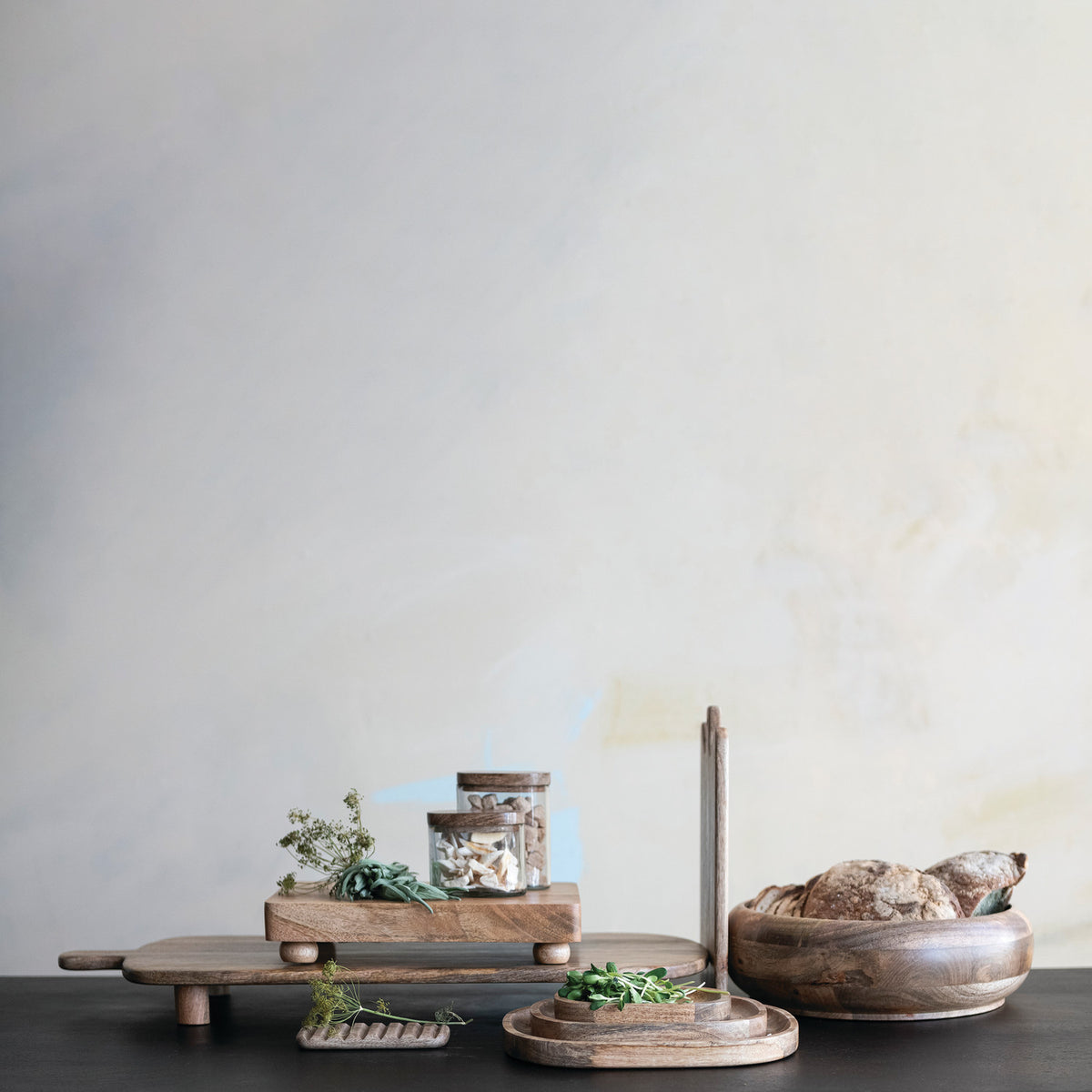 Mango Wood Footed Cheese/Serving Board