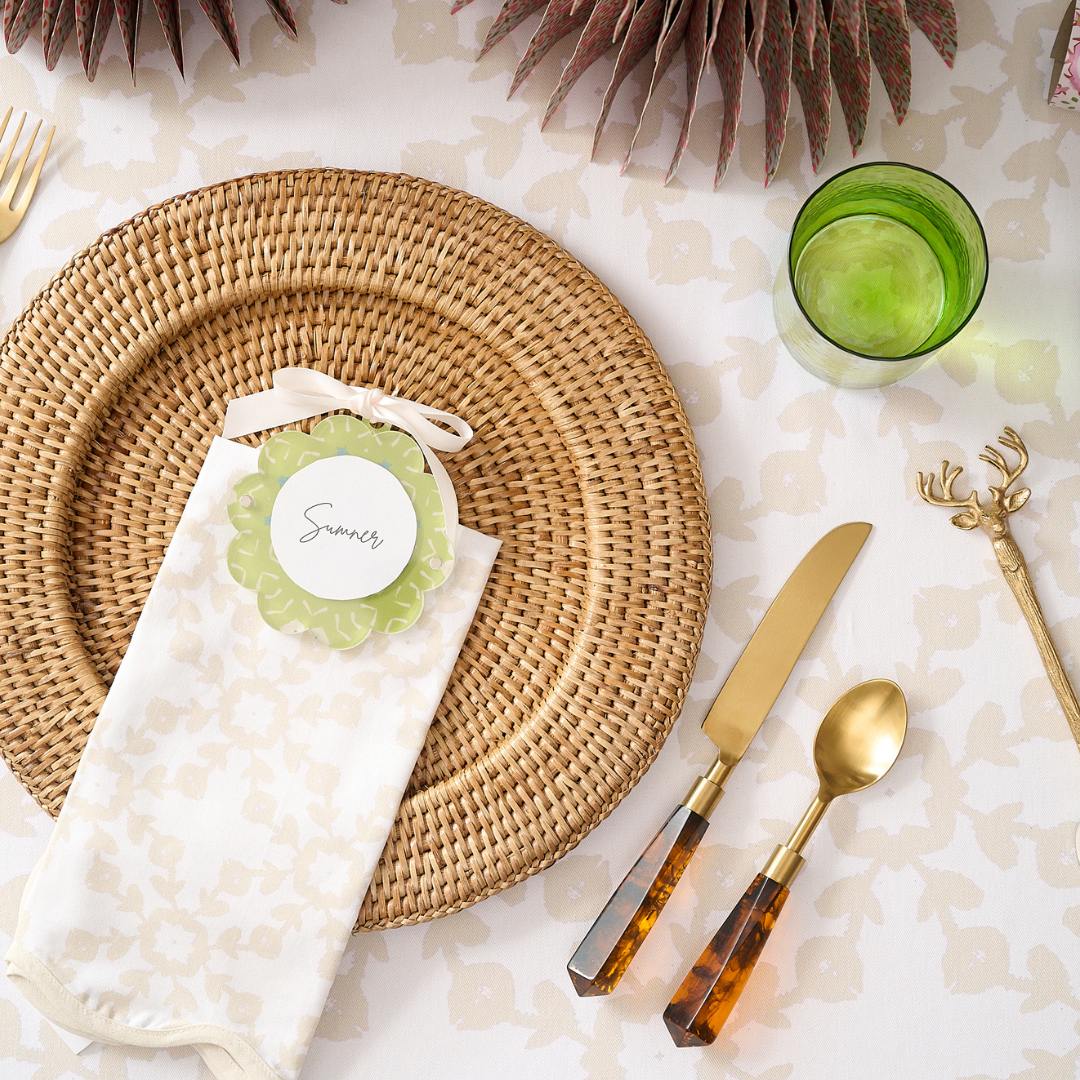 Highlands Beige Dinner Napkins (Set of 4)